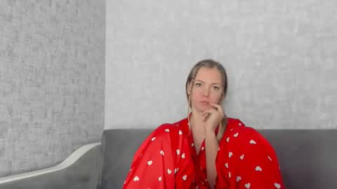 Snapshot of iam_venus chatting on 12/14/25, 07:58 Venus online show from 12/14/25, 07:58