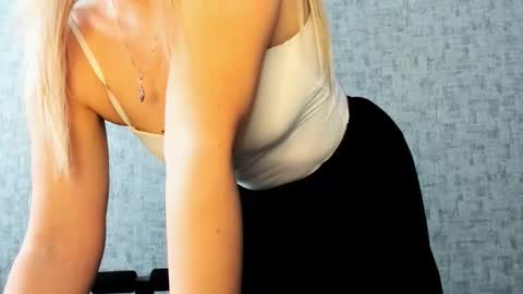 Venus online show from 03/30/26, 11:11