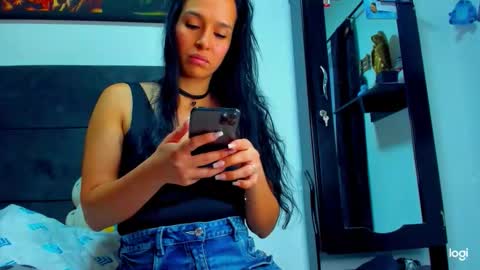 iam_your_fantasy online show from 11/21/25, 09:35