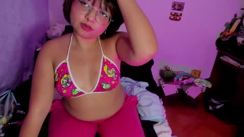 Snapshot of iam_zoechan chatting on 01/23/25, 02:44 Zoe 3 online show from 01/23/25, 02:44