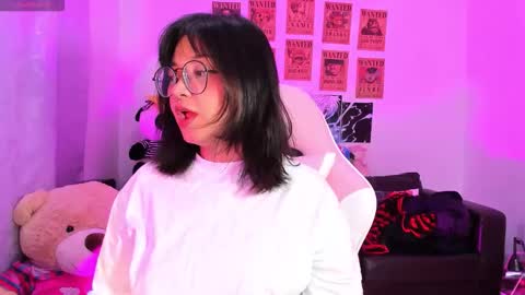 Snapshot of iam_zoechan chatting on 09/17/25, 07:43 Zoe 3 online show from 09/17/25, 07:43