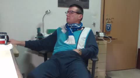 Snapshot of iamachim chatting on 11/01/25, 06:26 iamachim online show from 11/01/25, 06:26