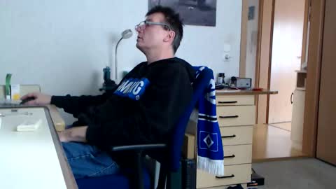 Snapshot of iamachim chatting on 12/03/25, 11:30 iamachim online show from 12/03/25, 11:30