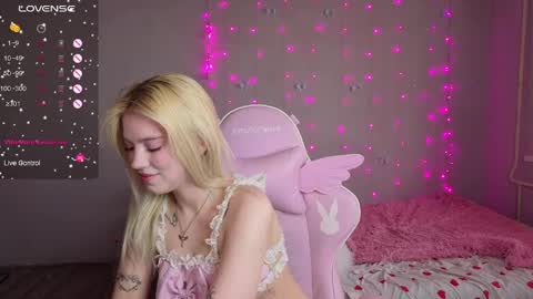 Snapshot of iamcassidy chatting on 04/04/26, 02:14 Cassie STREAMS HERE EVERYDAY online show from 04/04/26, 02:14