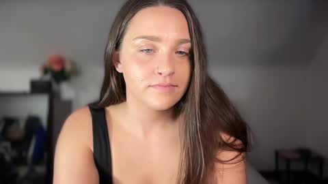 Crystal online show from 10/21/25, 05:30