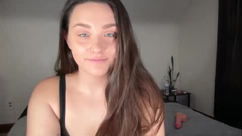 Crystal online show from 02/08/26, 03:15