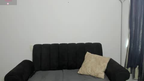 Dylan  independent model  online show from 03/19/26, 01:04