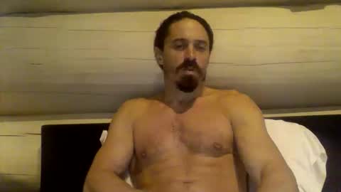 iamfa9 online show from 11/21/25, 09:02