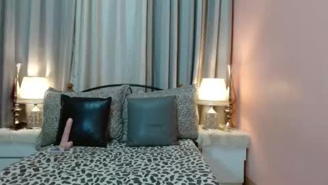 Xayah jones online show from 04/04/26, 02:47