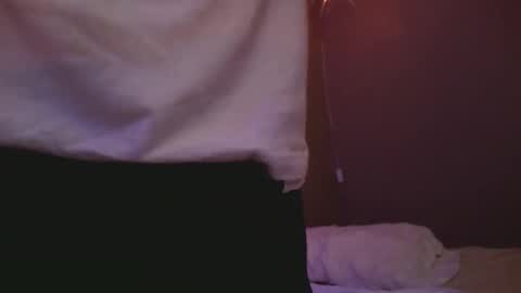 iamhereandnow online show from 10/03/25, 08:22