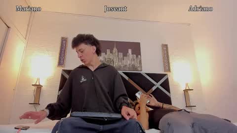 Snapshot of iammariano chatting on 09/10/25, 04:23 Mariano online show from 09/10/25, 04:23