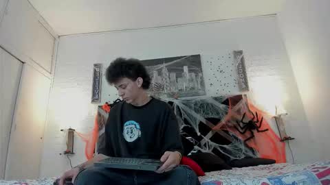 Snapshot of iammariano chatting on 10/29/25, 05:31 Mariano online show from 10/29/25, 05:31