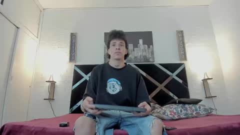 Snapshot of iammariano chatting on 11/11/25, 03:28 Mariano online show from 11/11/25, 03:28