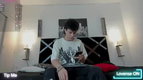 Snapshot of iammariano chatting on 11/13/25, 03:49 Mariano online show from 11/13/25, 03:49