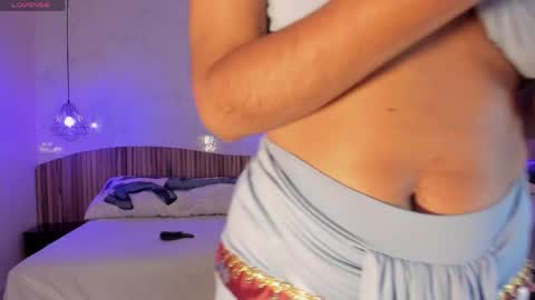 Nayuta online show from 04/12/26, 01:54