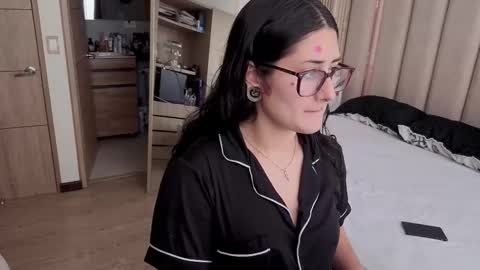 Nyxy online show from 02/08/26, 05:16