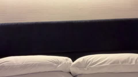 Iamthecowgodmoo online show from 12/06/24, 11:54