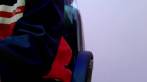 Snapshot of iamyourmydear chatting on 12/21/25, 09:16 iamyourmydear online show from 12/21/25, 09:16