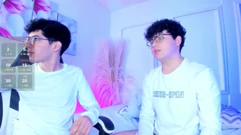 Snapshot of ian_and_austin chatting on 01/10/26, 12:29 Ian and Austin online show from 01/10/26, 12:29