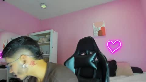 IAN CASTILLO online show from 02/21/25, 11:11