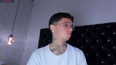 IAN CASTILLO online show from 10/01/25, 11:16