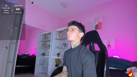 IAN CASTILLO online show from 10/31/25, 11:11