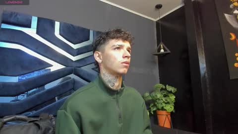 IAN CASTILLO online show from 01/13/26, 11:15