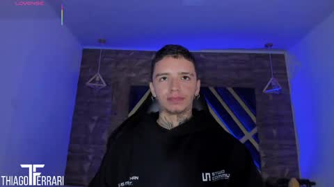 Snapshot of ian_castillo_ chatting on 04/10/26, 11:15 IAN CASTILLO online show from 04/10/26, 11:15