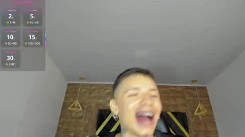 Snapshot of ian_castillo_ chatting on 04/13/26, 11:16 IAN CASTILLO online show from 04/13/26, 11:16