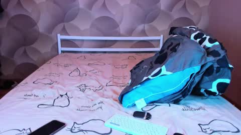 Ian Flor online show from 12/13/25, 07:53