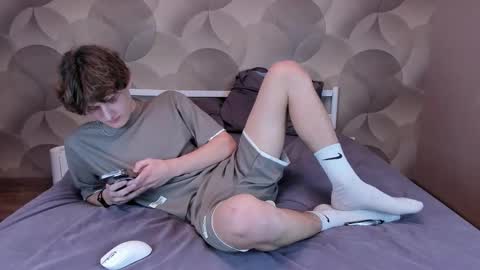 Ian Flor online show from 02/05/26, 03:16