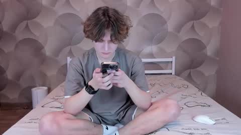 Ian Flor online show from 03/13/26, 03:40