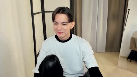 Snapshot of ian_harrickton chatting on 02/07/26, 03:27 ian online show from 02/07/26, 03:27