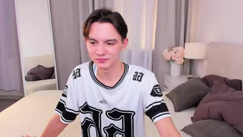 Snapshot of ian_harrickton chatting on 03/02/26, 03:30 ian online show from 03/02/26, 03:30