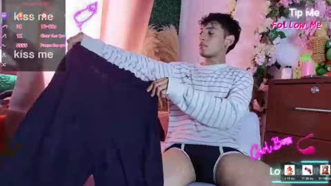 IAN HUNTER online show from 03/01/26, 01:24