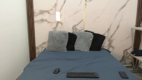 ian_storm online show from 04/23/26, 11:31