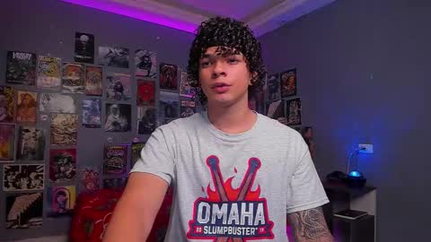 Snapshot of ian_versace chatting on 11/27/25, 09:17 Andres online show from 11/27/25, 09:17