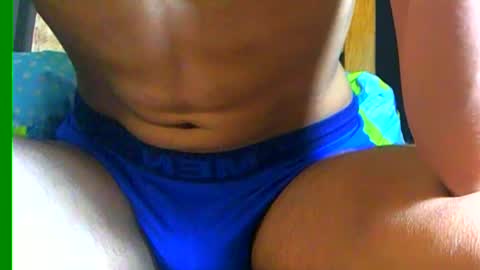 Snapshot of ian_zaenzz chatting on 01/11/25, 11:24 Samuel igsamuelnoguera 1333 online show from 01/11/25, 11:24