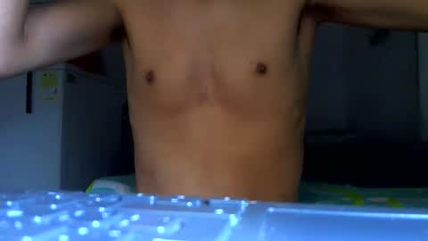 Snapshot of ian_zaenzz chatting on 10/13/25, 06:52 Samuel igsamuelnoguera 1333 online show from 10/13/25, 06:52