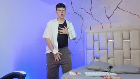 Ian  online show from 03/21/26, 11:52