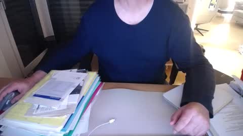 iandy12 online show from 05/11/26, 10:07