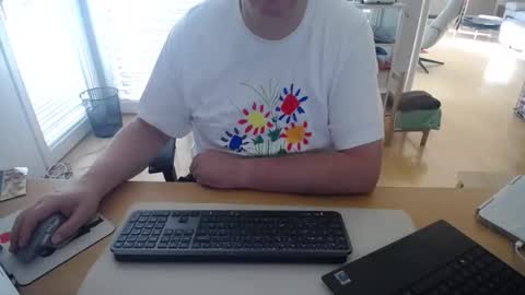 iandy12 online show from 05/22/26, 05:58