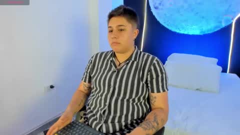 Snapshot of iangilbert chatting on 12/01/25, 07:52 ian online show from 12/01/25, 07:52