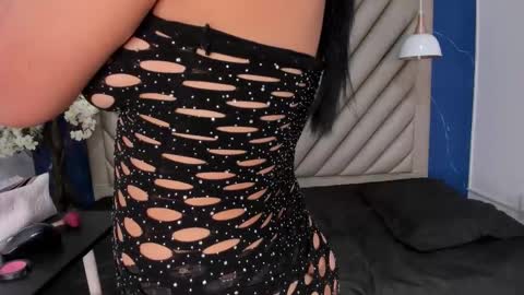 Snapshot of ibbie_ chatting on 11/13/25, 12:04 ibbie_ online show from 11/13/25, 12:04