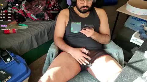 iBear0 online show from 02/25/26, 09:46