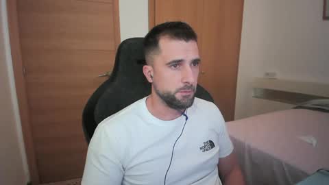 iberian_macho online show from 10/28/25, 10:41