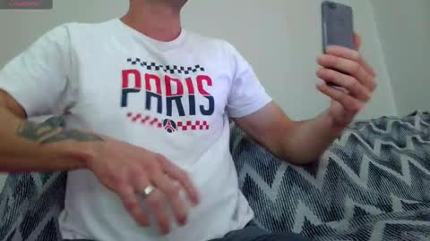 Snapshot of ibovegas chatting on 10/30/25, 11:44 Laura e Augusto online show from 10/30/25, 11:44