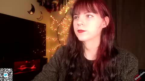 Snapshot of ibuprofems chatting on 12/15/25, 11:20 ibuprofems online show from 12/15/25, 11:20