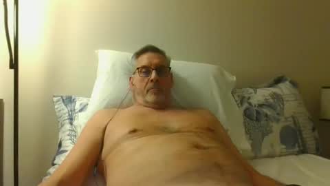 icanhelpu43 online show from 02/10/25, 05:25