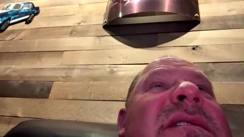 icanmakeyousquirt69 online show from 03/19/26, 06:17